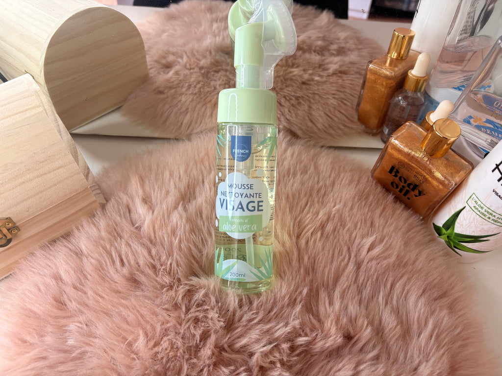 Mousse Nettoyante Visage 🌸✨