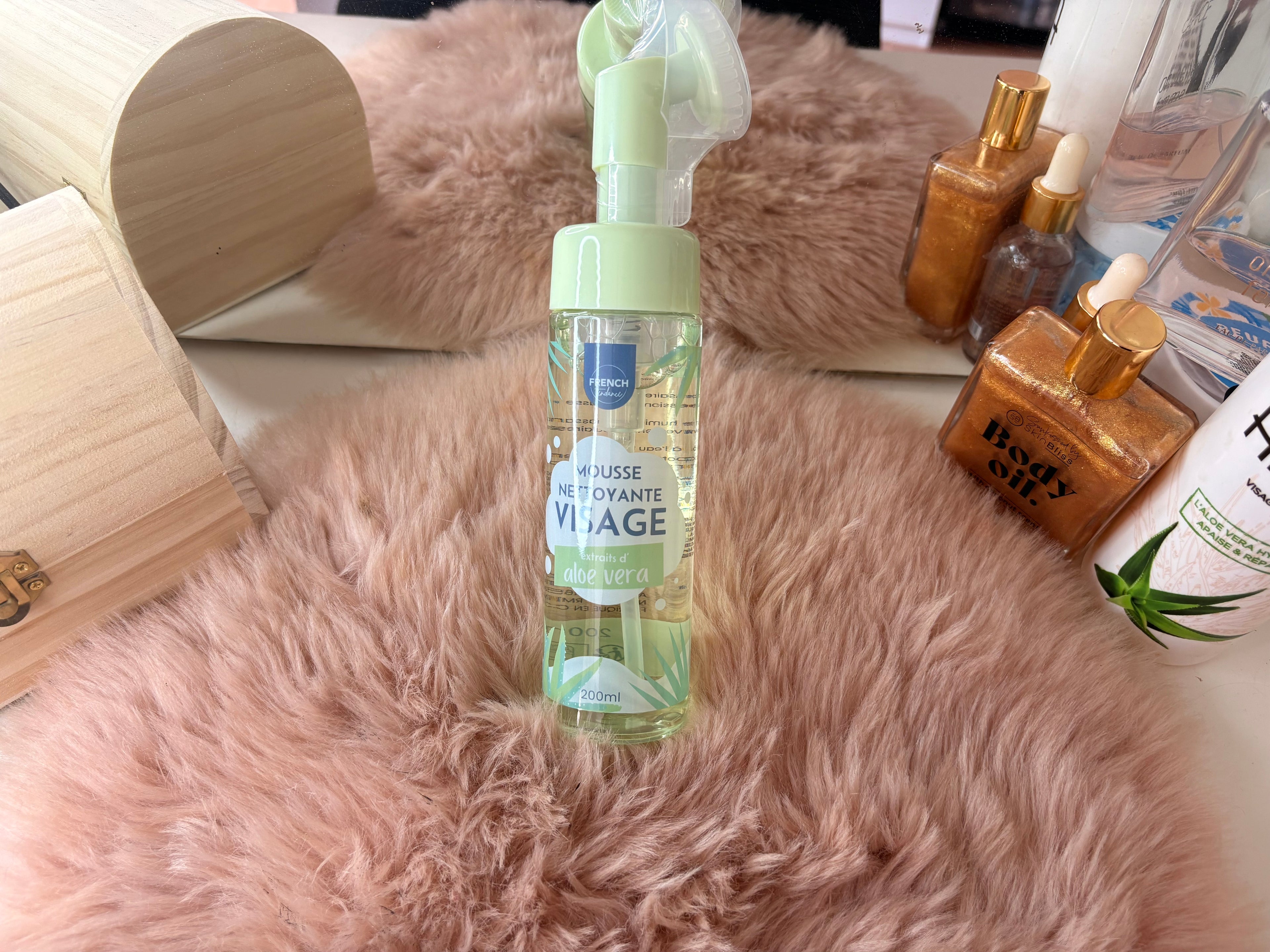 Mousse Nettoyante Visage 🌸✨